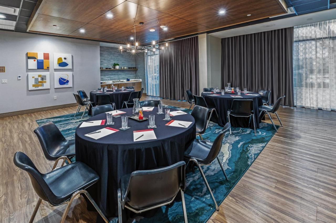 Hotel Indigo Spring - Woodlands Area By Ihg Zewnętrze zdjęcie