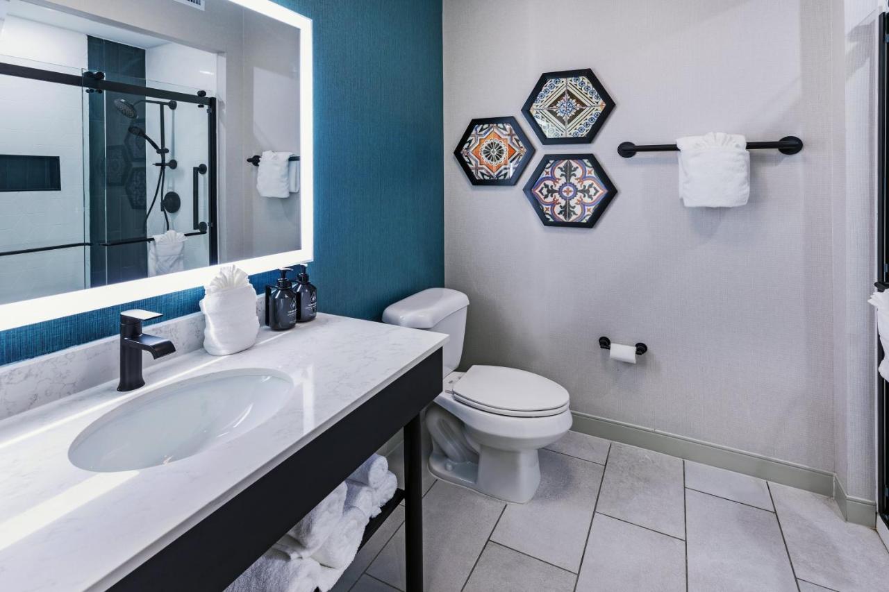 Hotel Indigo Spring - Woodlands Area By Ihg Zewnętrze zdjęcie
